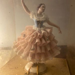 Vintage Dresden Lace BALLERINA Ballet Dancer Porcelain FIGURINE Original Box